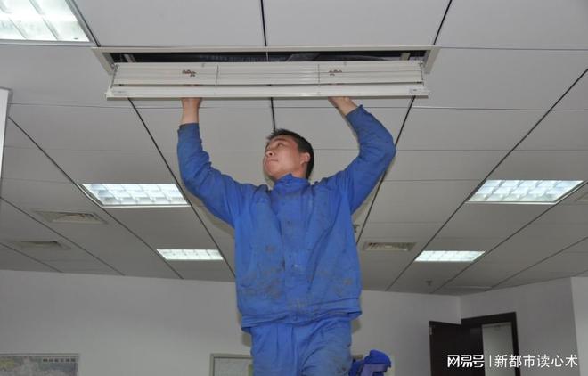 罗催大金中央空调维修技术团队全程把控k8凯发一触即发空调维修源头服务推荐(图3)